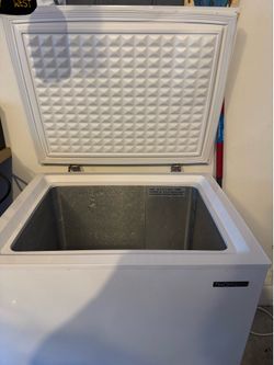 Deep freezer
