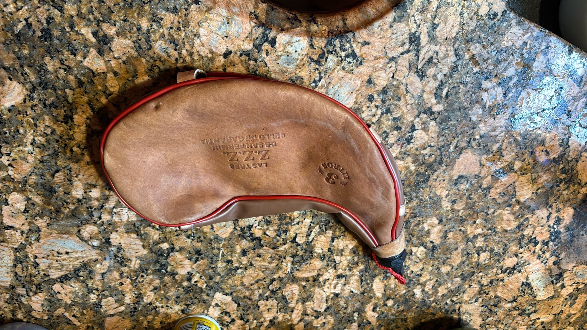 Genuine leather water bag