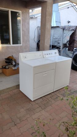 Washer And Gas Dryer 