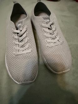 Skechers shoes size 8