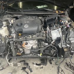 2014 Nissian Engine