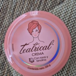 Teatrical Crema con Rosas y Lanolina 230 g. Cream with roses and Lanolin (230g)