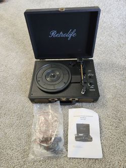 Retro Suitcase Turntable with Bluetooth