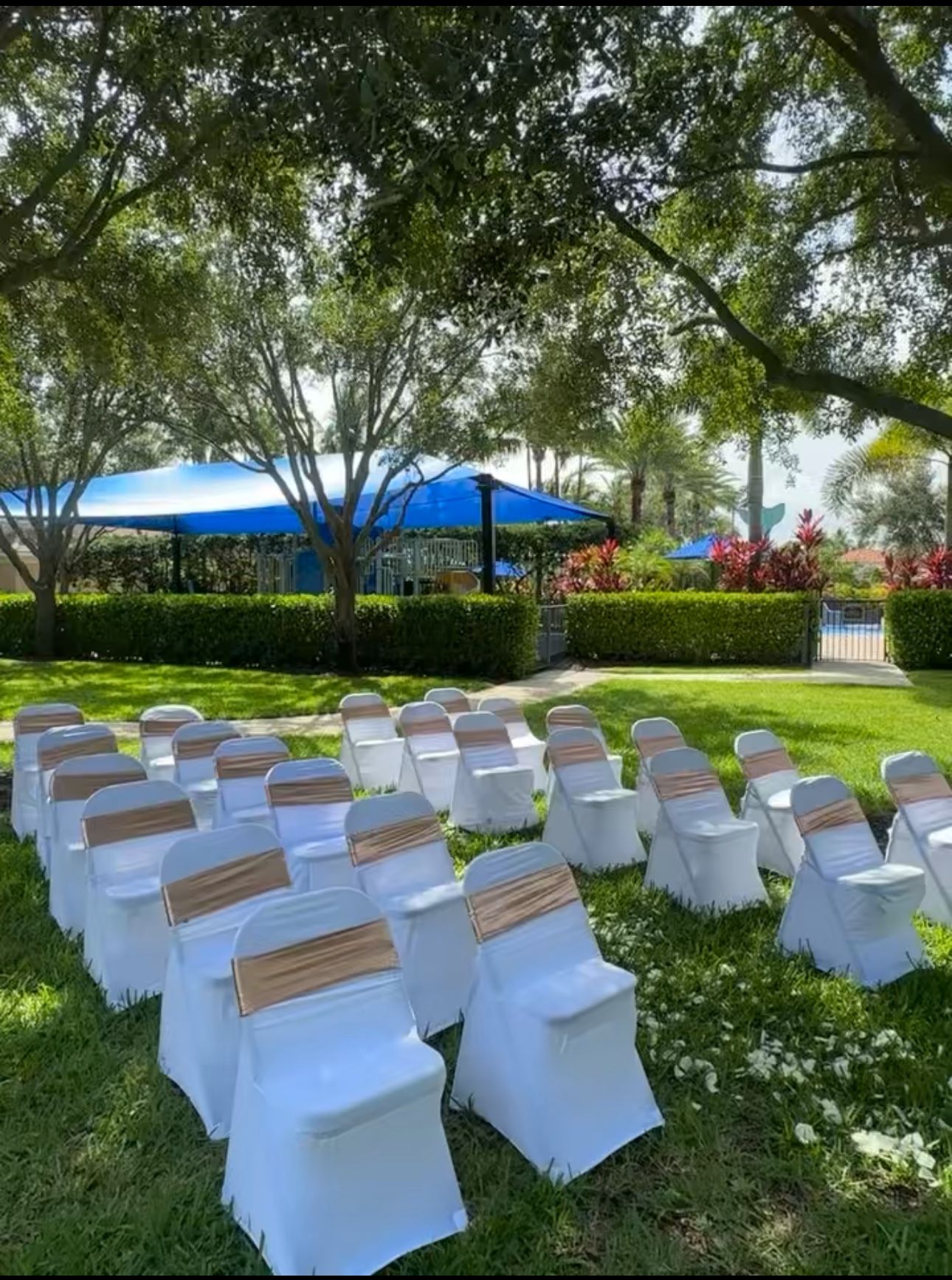 ✨Elegant Chair Covers – Pack of 27 – Perfect for Weddings & Upscale Events!✨
