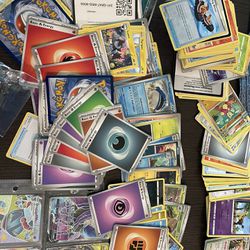 Pokemon About 500 Or More Cards 