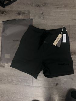 Eassential shorts