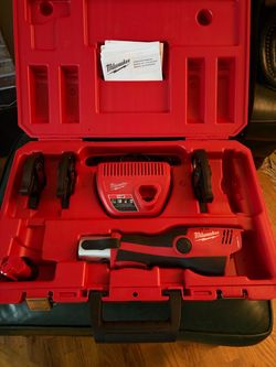 Milwaukee Pro Press tool