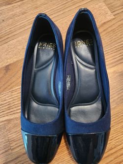 Jones Newyork Women's Navy Blue Flats - Size 8