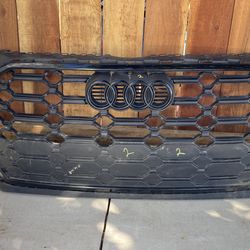 Land Rover L405 Front Bumper Center Grille Assembly Unit 2017 - 2022 Oem