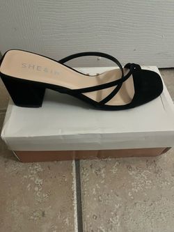 Women’s shoes size 7.5