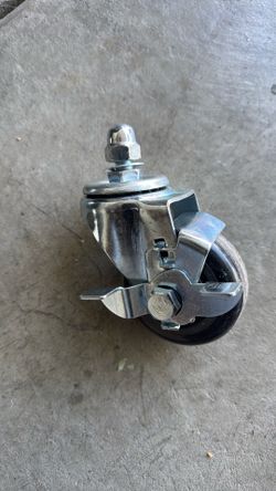 Heavy duty casters