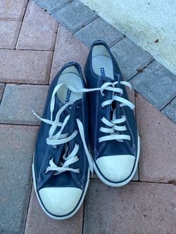 Converse all-star size 7 shoes like new