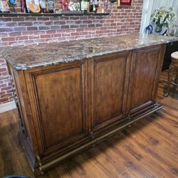 Bar Table