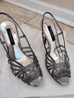 Nina like new party shiny shoes