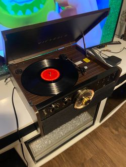 Victrola Mid-Century 7-in-1 Bluetooth Wooden Record Player with 3-Speed ​​Turntable, CD Player, Cassette, and Radio