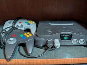 Nintendo 64 Bundle – HDMI Adapter, 2 Controllers + 6 Games