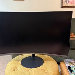 Samsung Curved Monitor – 27” – $80