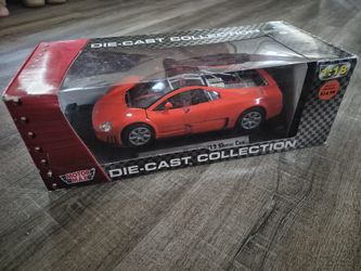 Toy 1:18 Scale Die-Cast Car