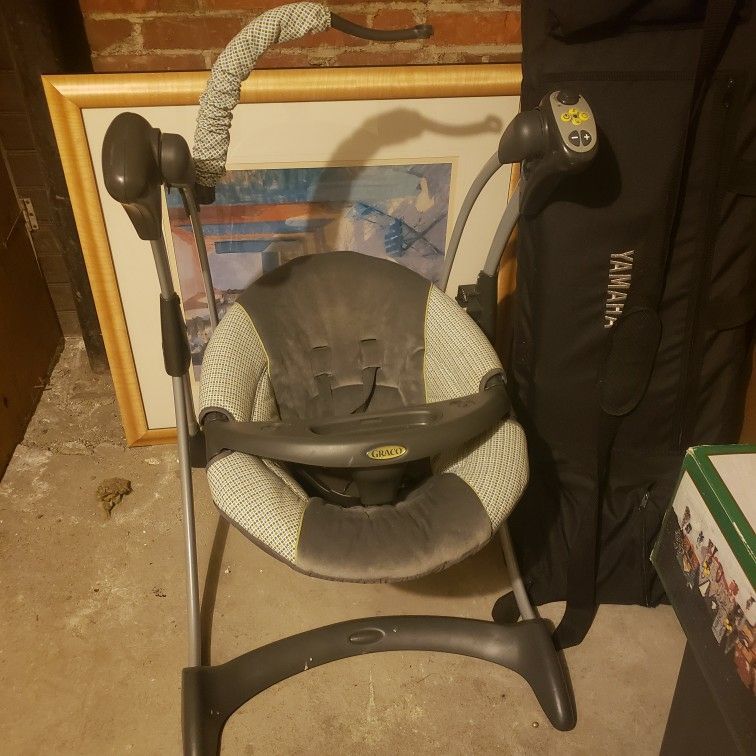 Graco Baby Swing