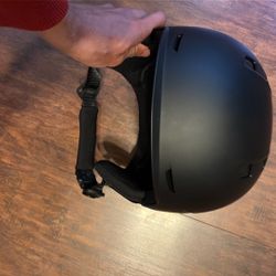 snow boarding helmet 