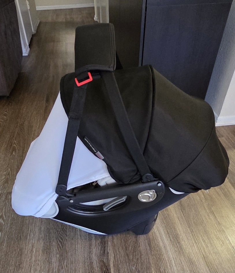 Orbit Baby G5 Infant Car Seat