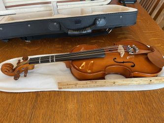 Beautiful Children’s Violin- Like New!