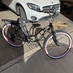 Woman’s Bike Cruiser 