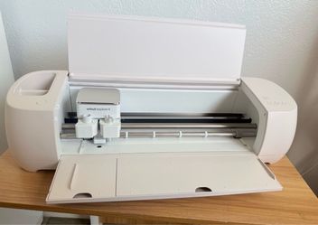 Cricut explore 4 - Pink