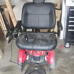 Jazzy ELITE HD Mobility Chair