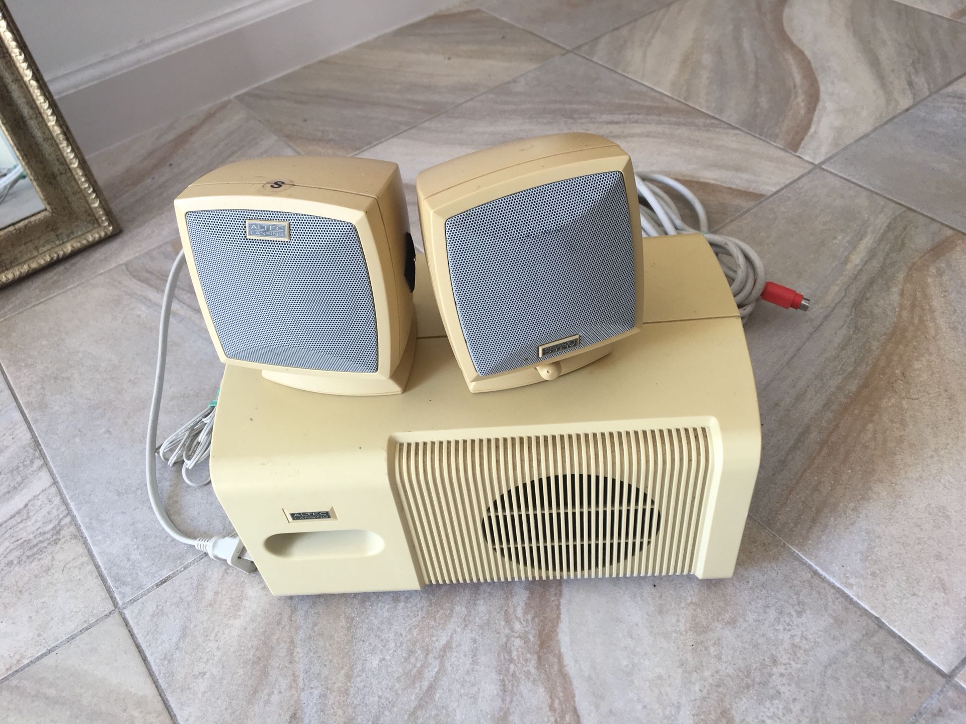 Speakers & subwoofer