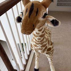 NWOT Huge Melissa & Doug Giraffe Plush