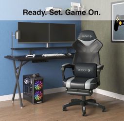 NEW Staples Emerge Vomax Gaming Chair, Ergonomic, Adjustable Height, Swivel, Black