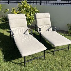 Sunbrella Iron Patio Loungers 