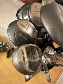 Golf club drivers