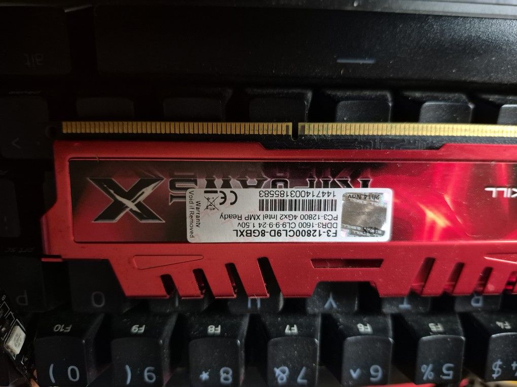 Ddr3 Gaming Ram Ripjawsx 8 Of Them