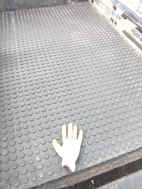 Rubber Mats . Approx. 1" × 4 Ft. × 6Ft.