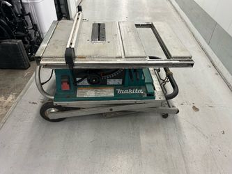 Makita 2704 Table Saw