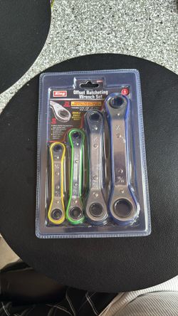 Offset Ratcheting Wrench Set