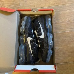 Nike Air VaporMax FlyKnit 9.5