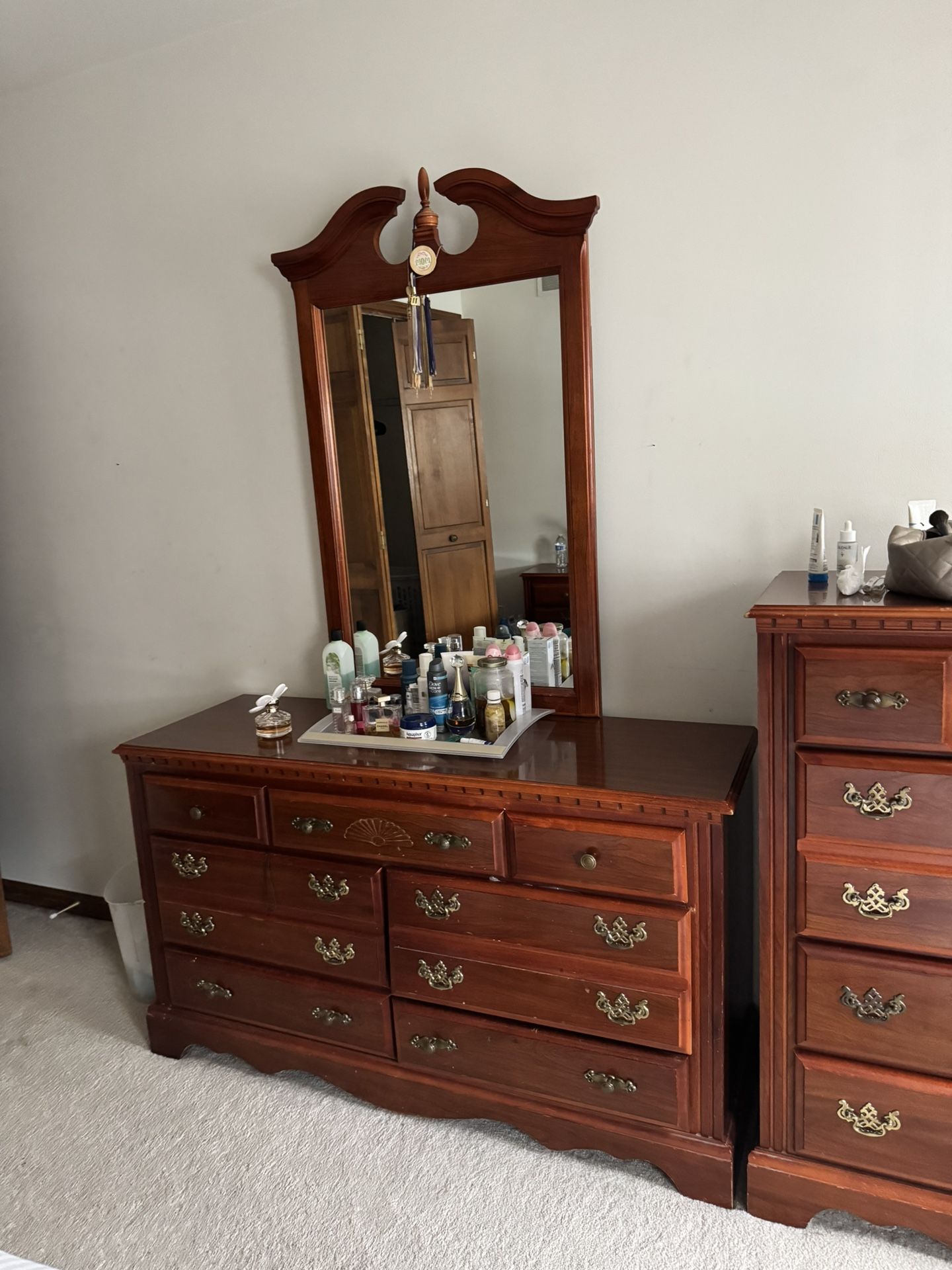 Vanity Dresser With Mirror