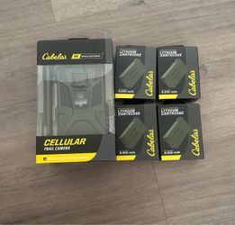 Cabela's Cellular Trail Camera with 4 rechargeable Lithium Cartridges