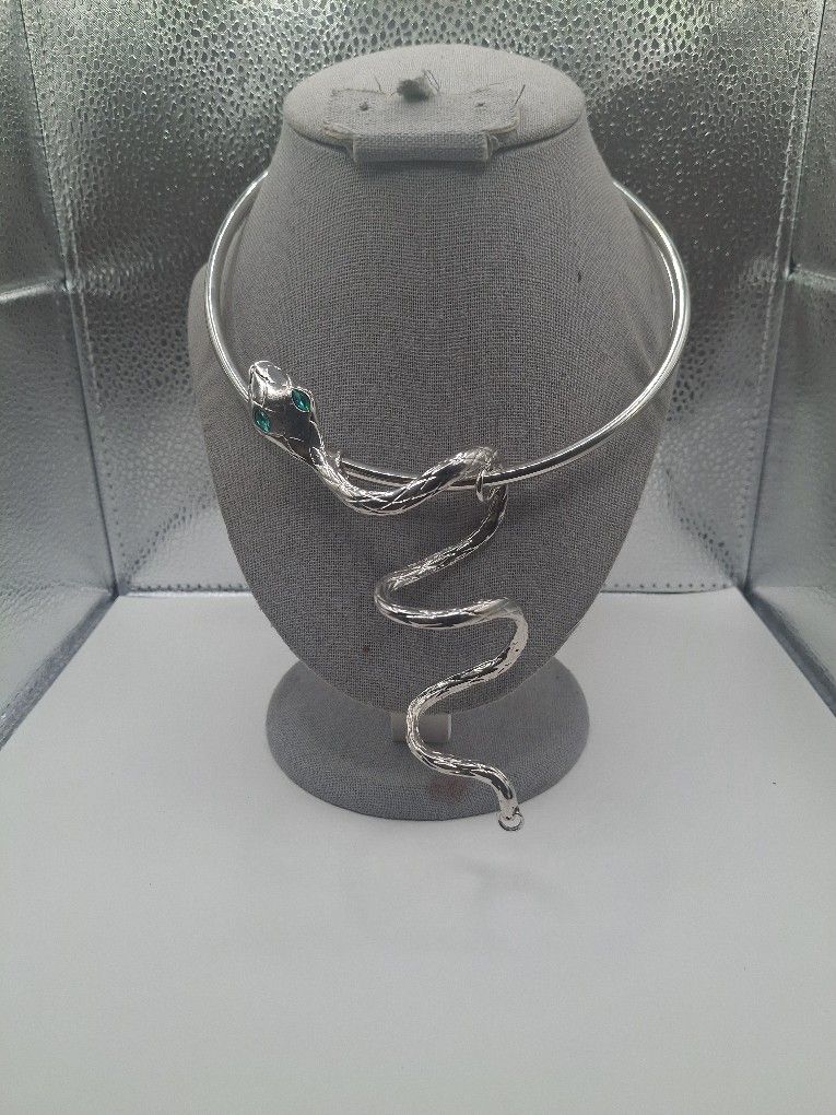 Sanke Choker Necklace Set