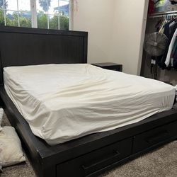 4 Piece Bedroom Set - Dark Wood And Graphite