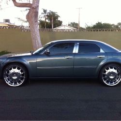 Rims for Sale only 24 inch rims and New tires for sale !