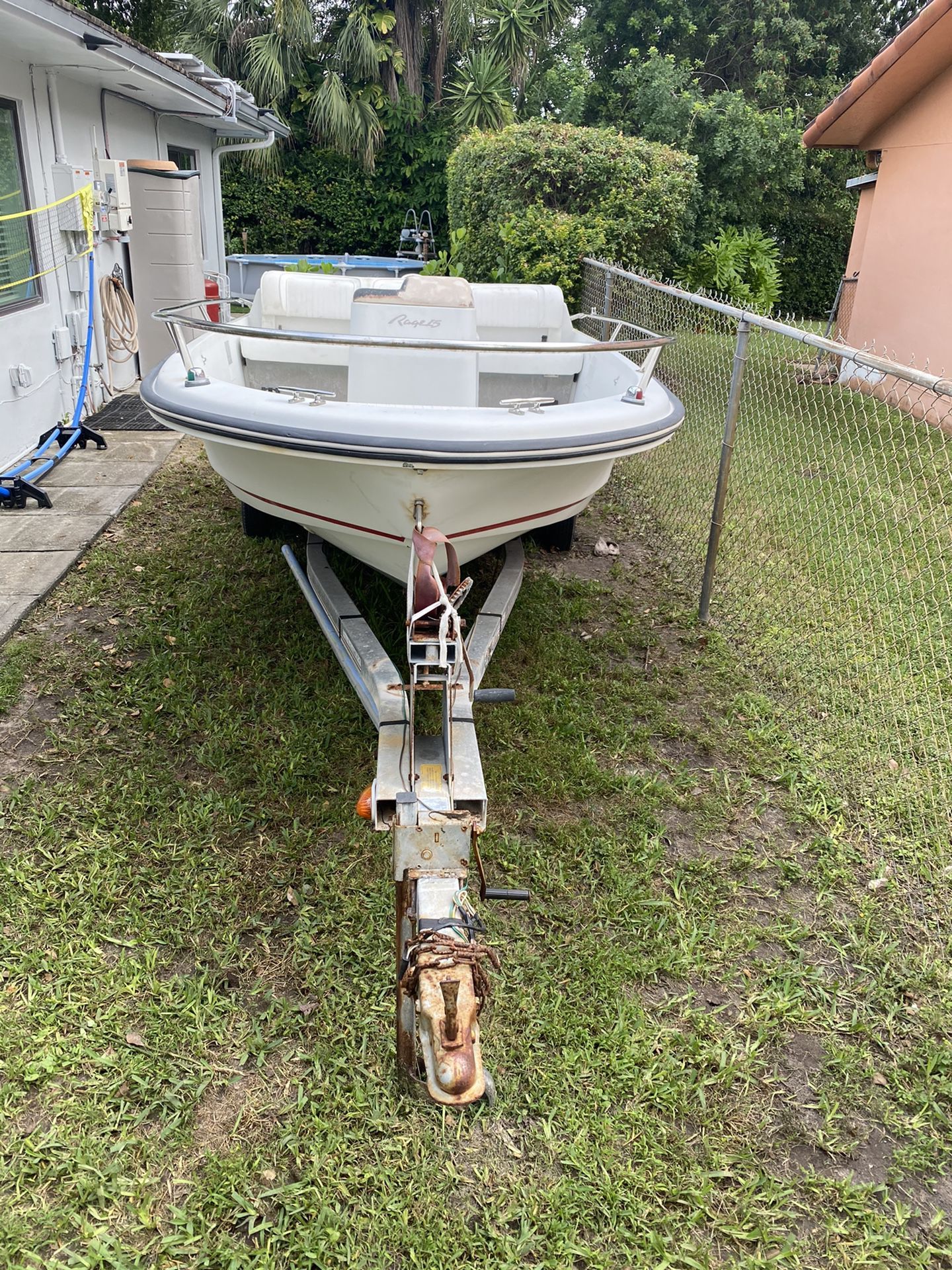 1994 Boston whaler Rage 15