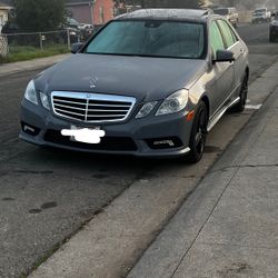Mercedes E550 