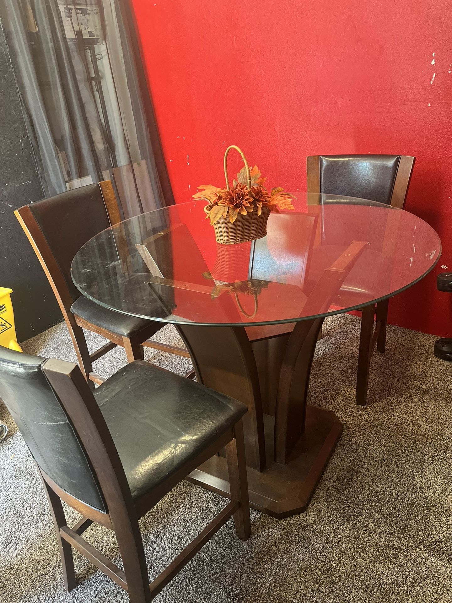 Dinner Table With 4 Chairs