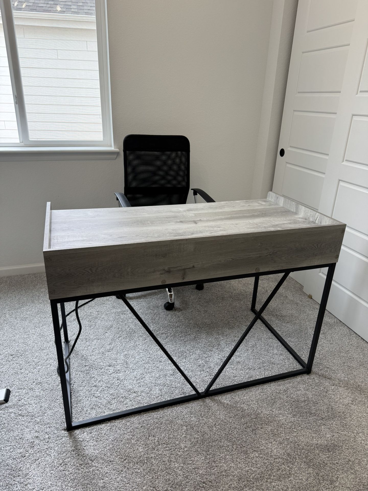 Desk & Chair