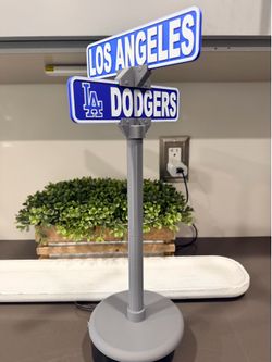 LA Los Angeles dodgers street sign