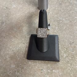 Men’s 10k Cluster Ring 5.8 Grams 